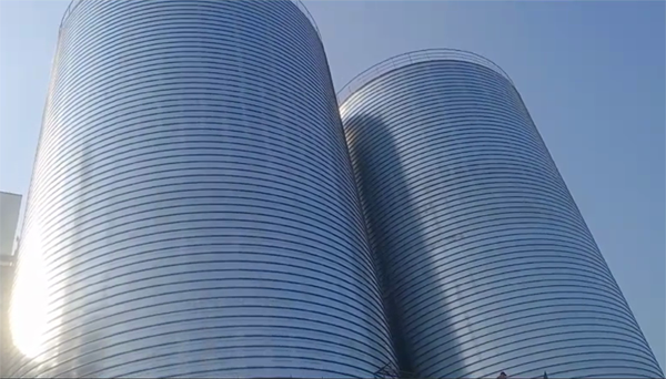 应县2座混凝土高架卷板仓